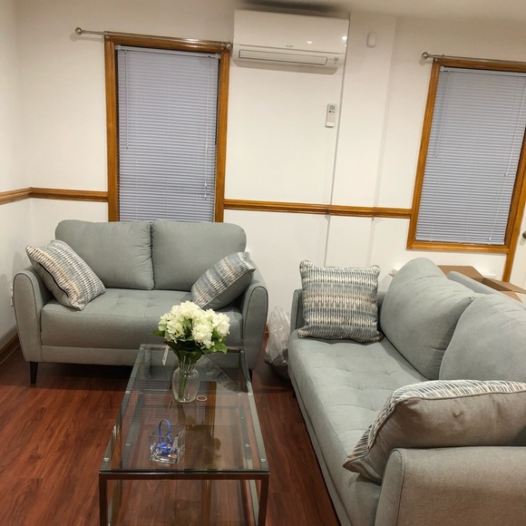 Sofa set - Picture 2 of 3